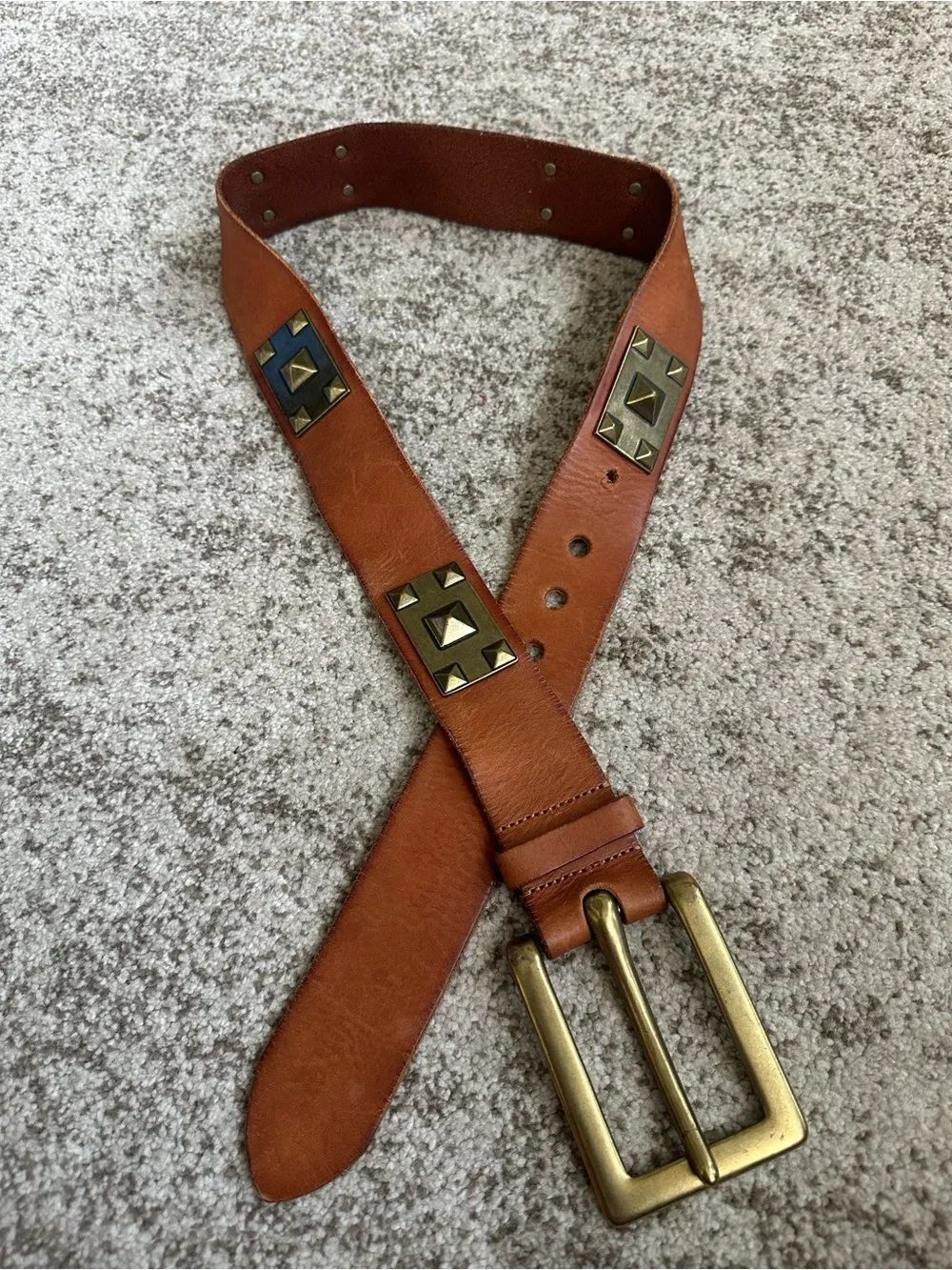 Linea Pelle Collection Bold Buckle Women’s Belt M